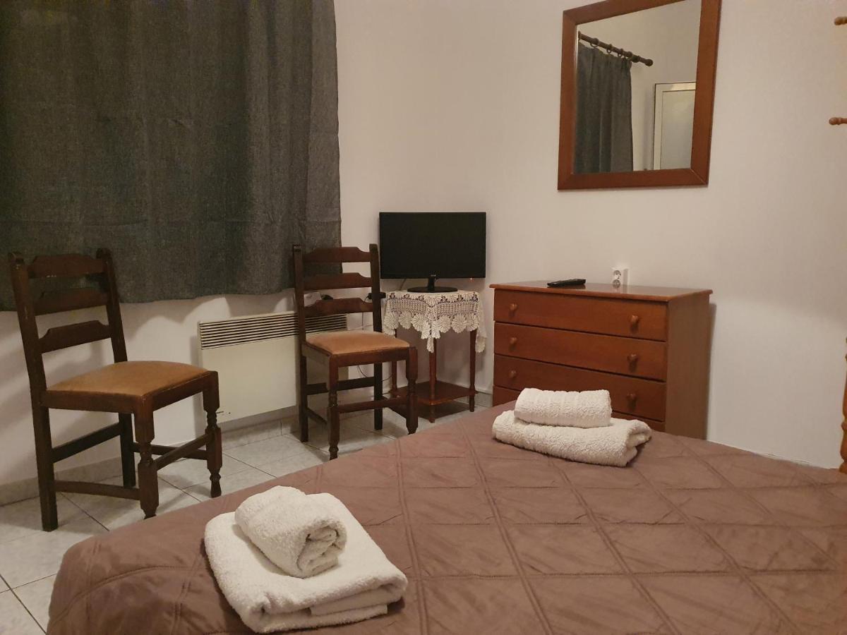 Soullas Apart -Ελλαδα- Appartamento Ermoupoli Esterno foto