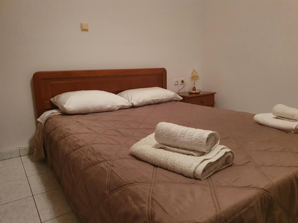 Soullas Apart -Ελλαδα- Appartamento Ermoupoli Esterno foto
