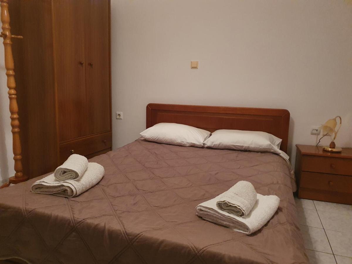 Soullas Apart -Ελλαδα- Appartamento Ermoupoli Esterno foto